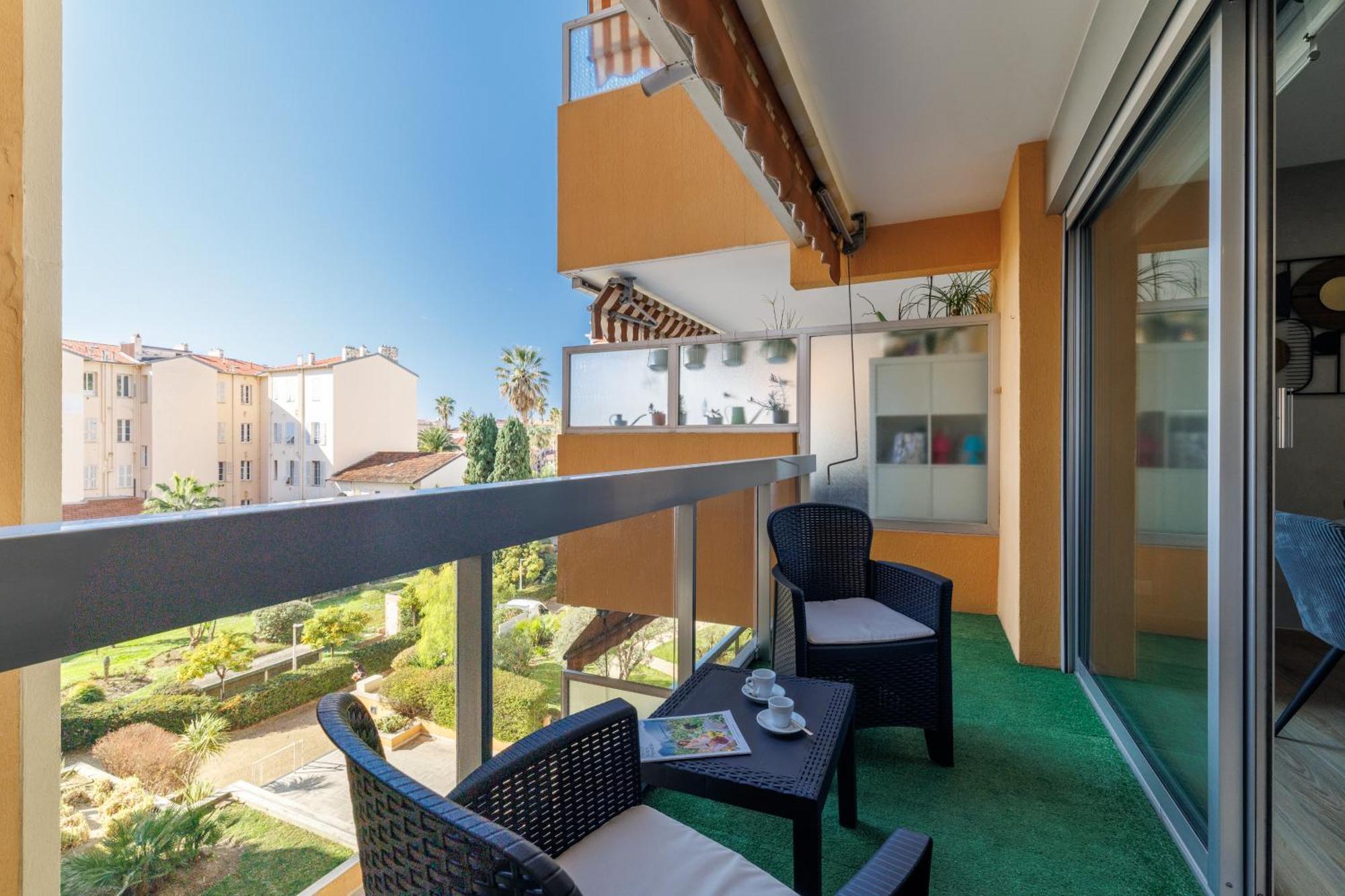 Appartement Le Mediterranee-centre-climatisation