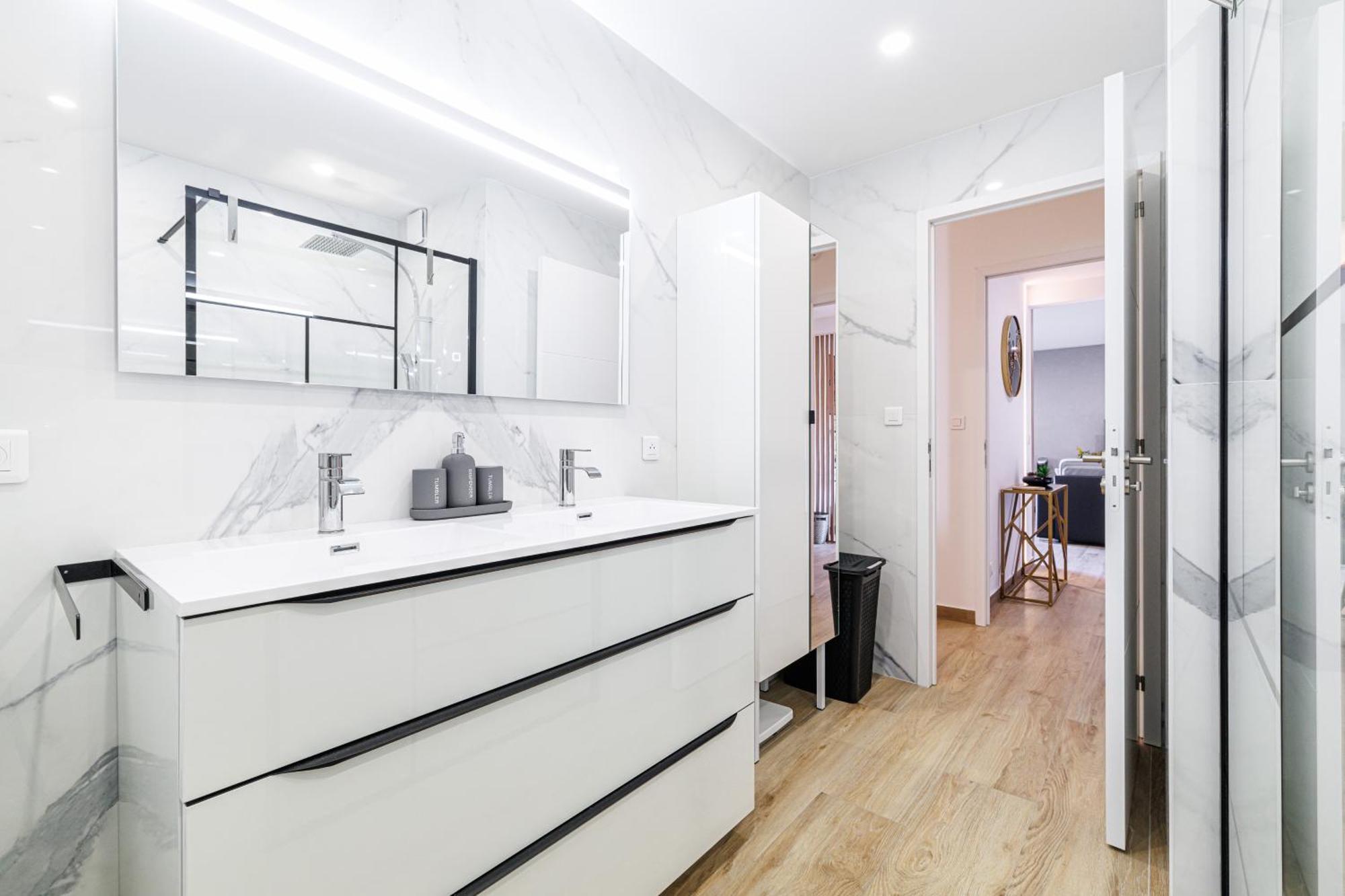 Le Mediterranee-centre-climatisation Appartement