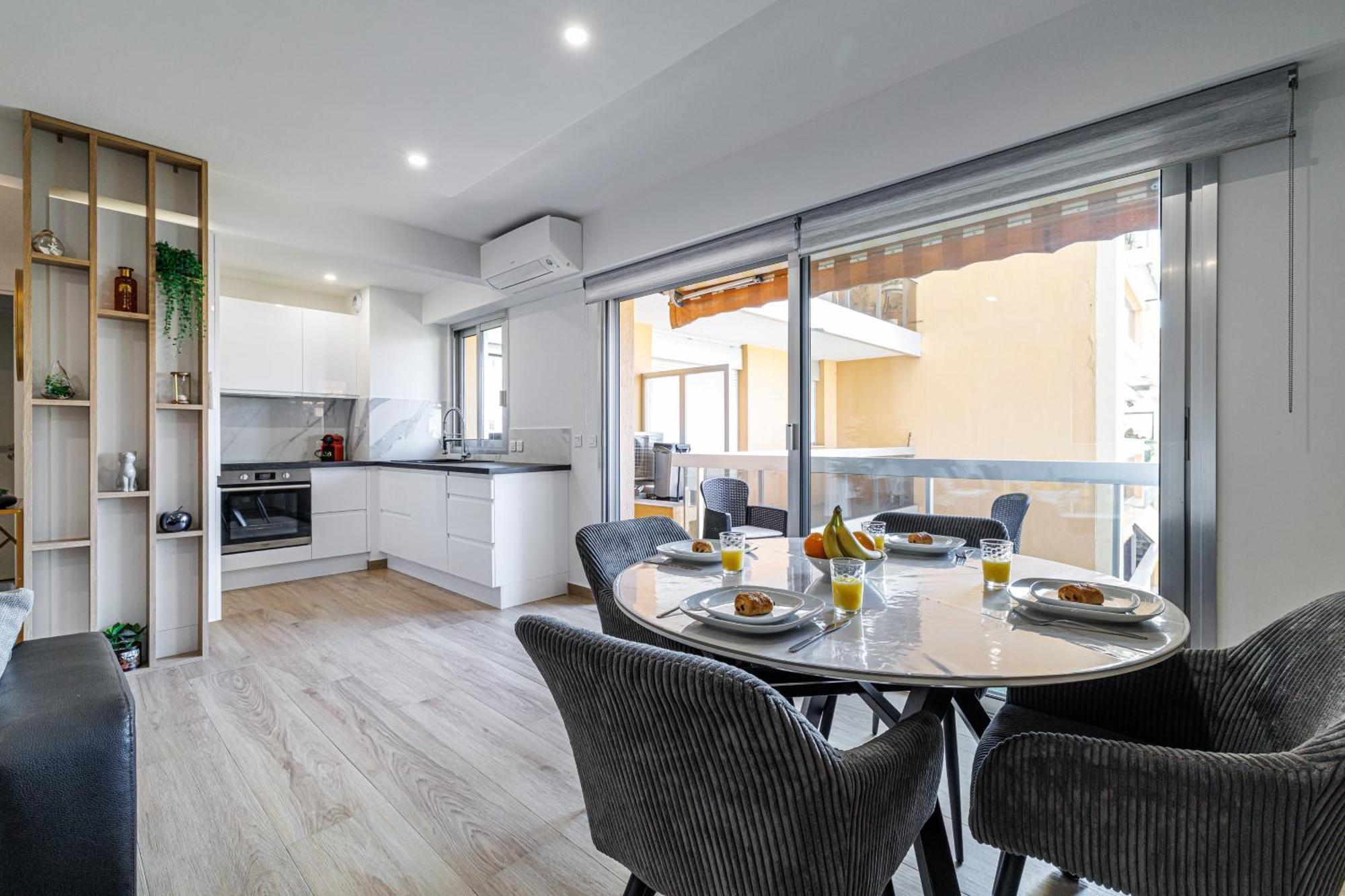 Le Mediterranee-centre-climatisation Apartment *